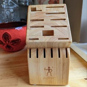 ZWILLING 16 slot knife block